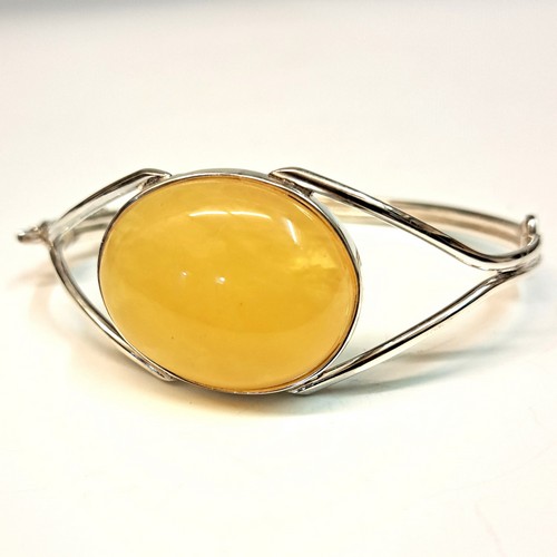 HWG-2406 Cuff, Oval Yellow Amber $205 at Hunter Wolff Gallery